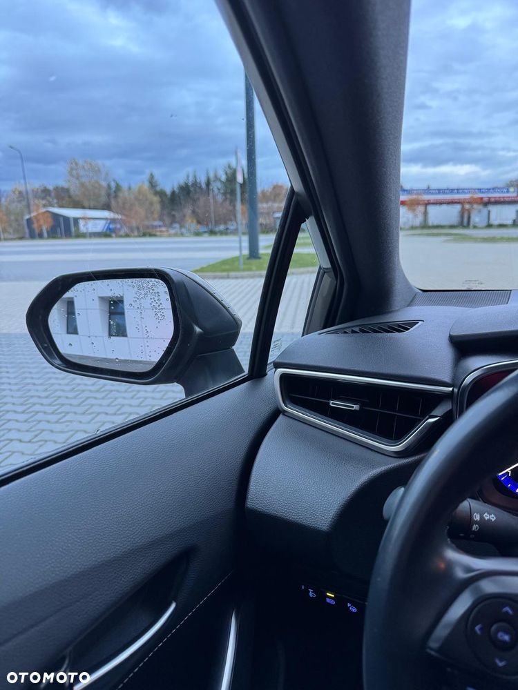 Toyota Corolla 1.8 Hybrid Comfort - 20