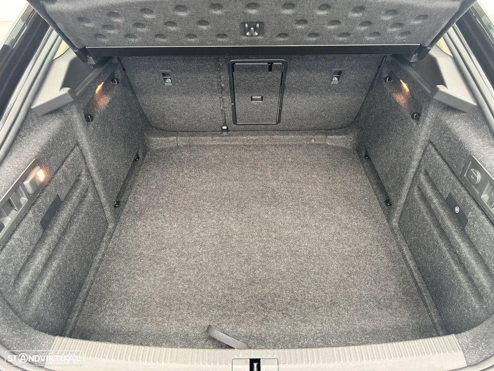 Skoda Superb 2.0 TDI Laurin&Klement DSG - 36