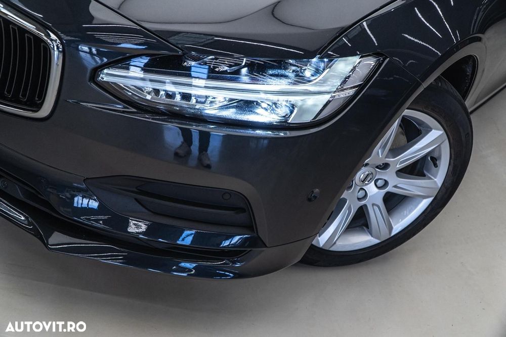 Volvo V90 D3 Geartronic Momentum Pro - 38