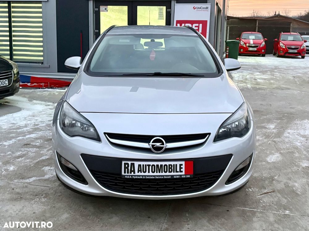 Opel Astra 1.4 Turbo ECOTEC Cosmo - 3