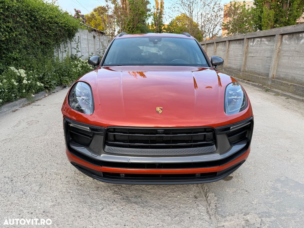 Porsche Macan T - 2