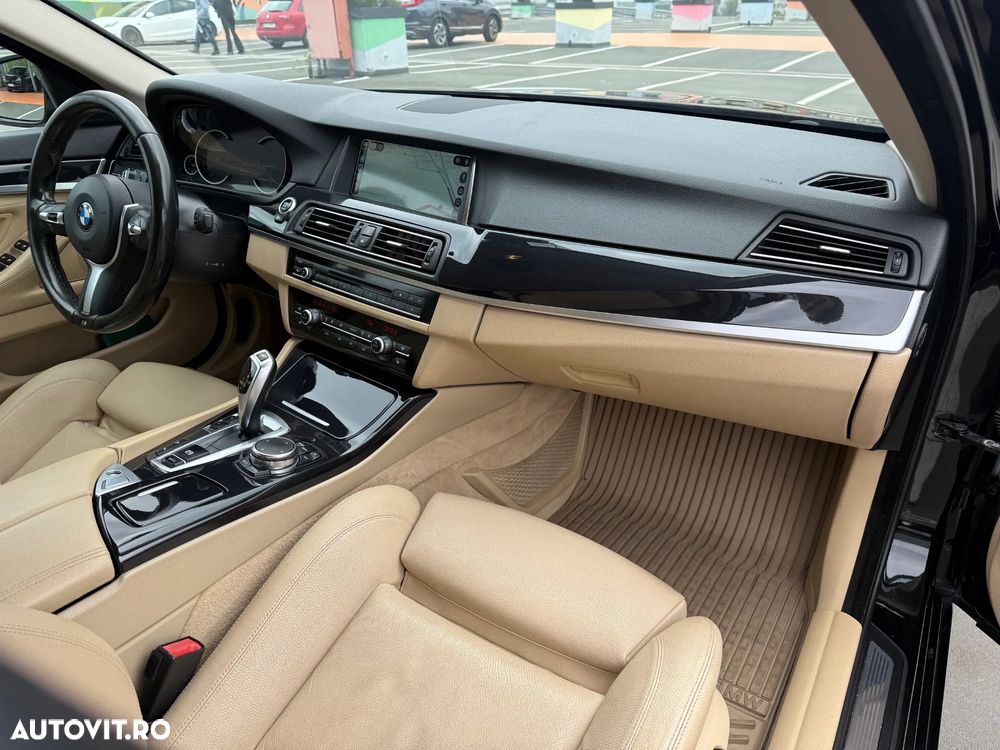 BMW Seria 5 520d xDrive AT - 11
