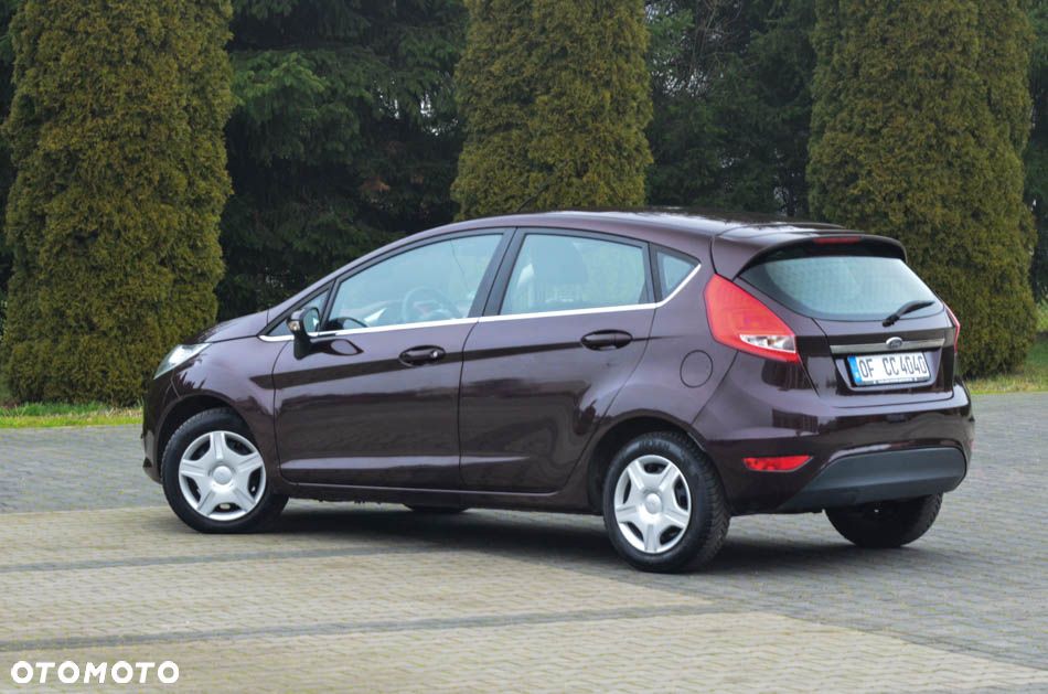 Ford Fiesta 1.25 Champions Edition - 16
