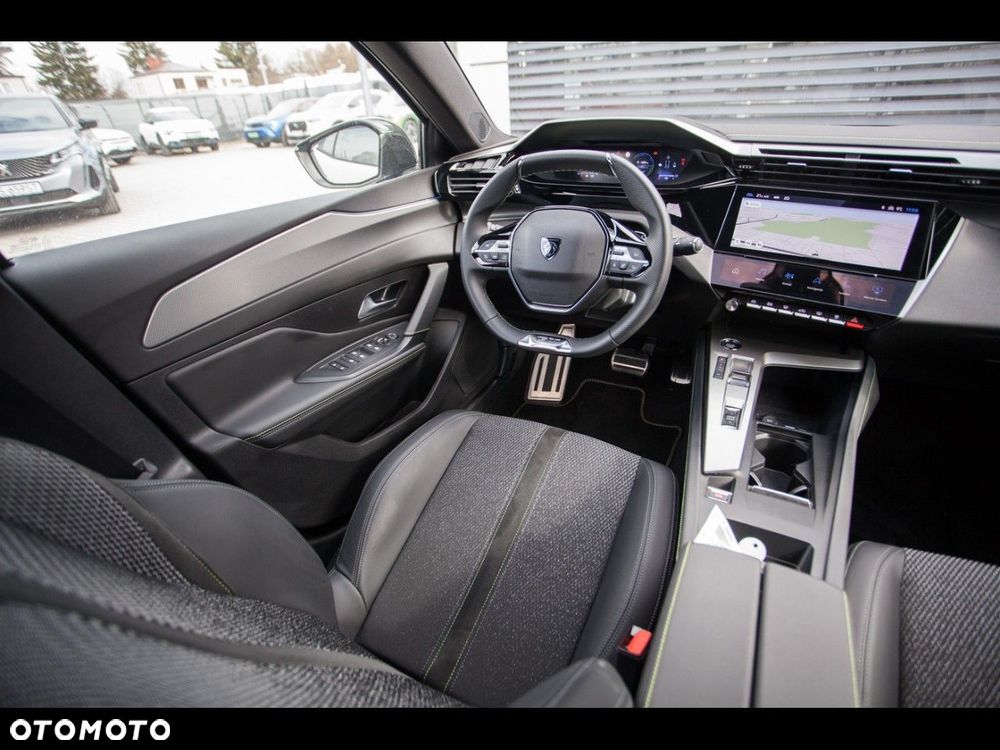 Peugeot 408 1.6 Plug-In Hybrid 225 Allure EAT8 - 38