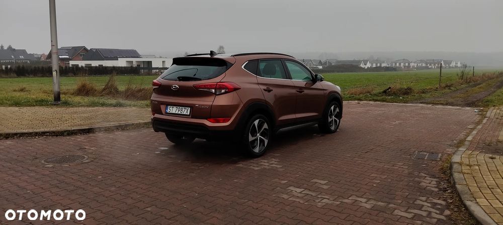 Hyundai Tucson 1.7 CRDI BlueDrive Comfort 2WD DCT - 39