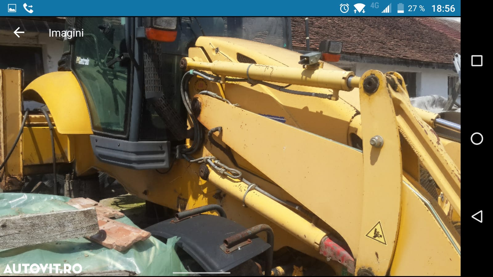 Dezmembrez buldo Komatsu Wb 93 R5 - 4
