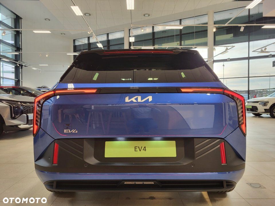 Kia EV4 - 4