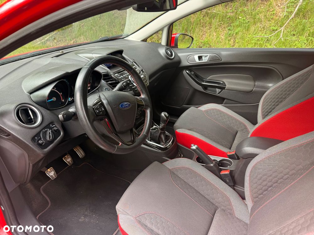 Ford Fiesta 1.5 TDCi ST-Line - 6