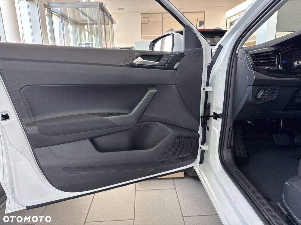 Volkswagen Polo - 11