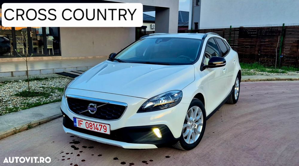 Volvo V40 D3 Momentum - 1