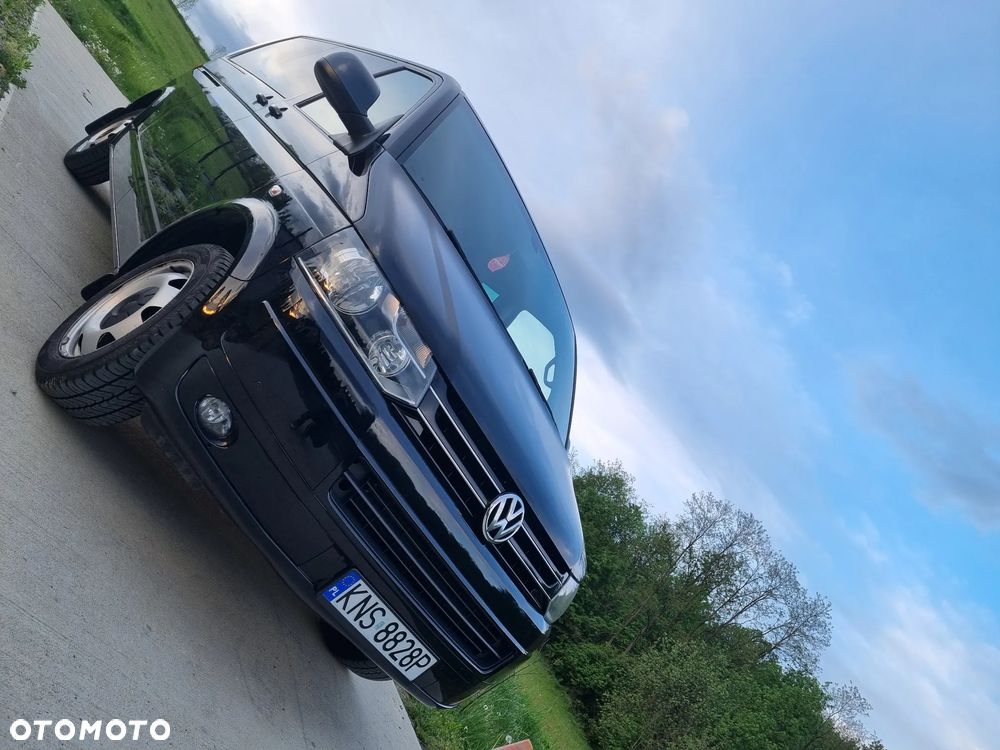 Volkswagen Caravelle - 5