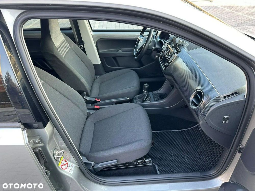 Volkswagen up! 1.0 Black Style - 14