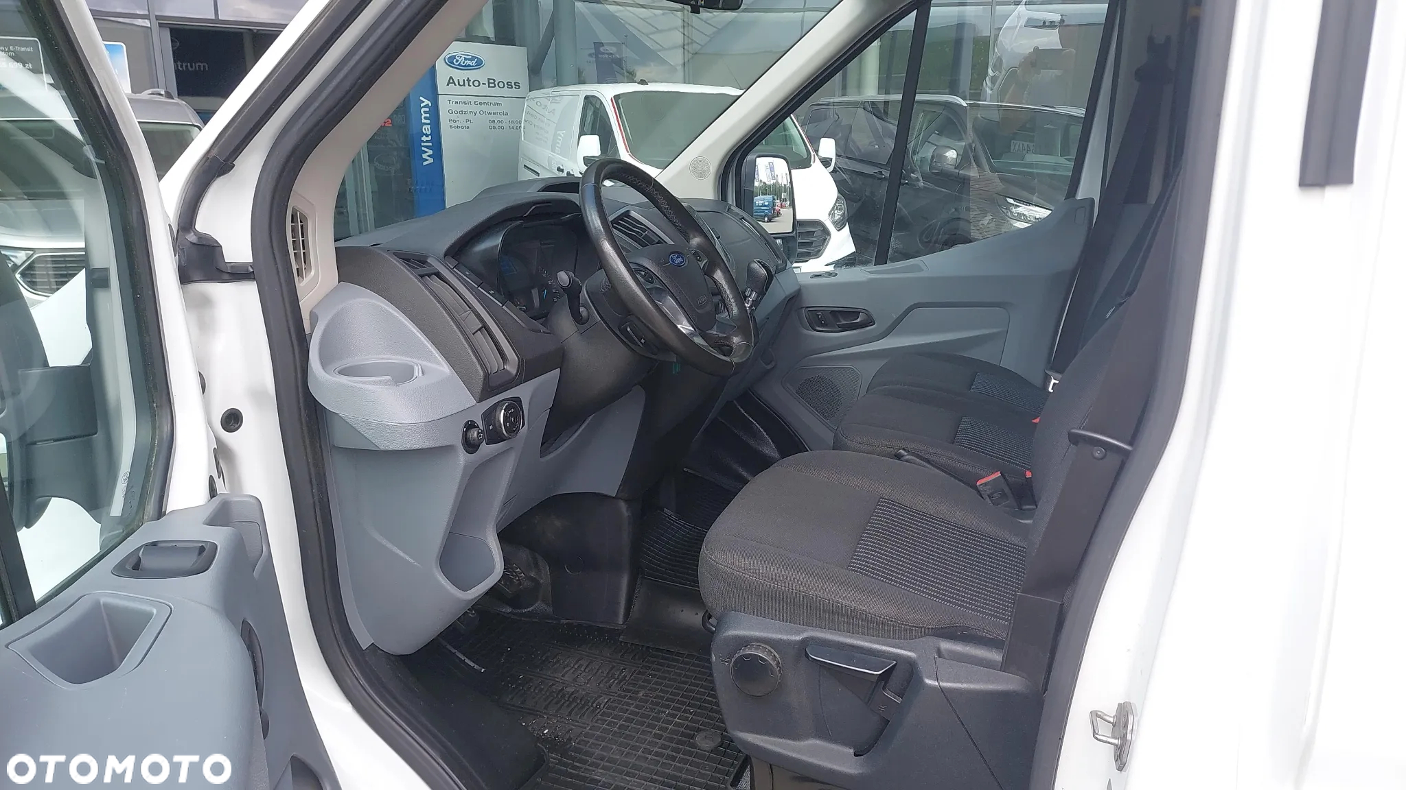 Ford Transit 350 L3H2 Trend - 12