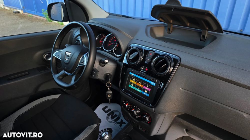 Dacia Lodgy Blue dCi 115 (7-Sitzer) Stepway - 32