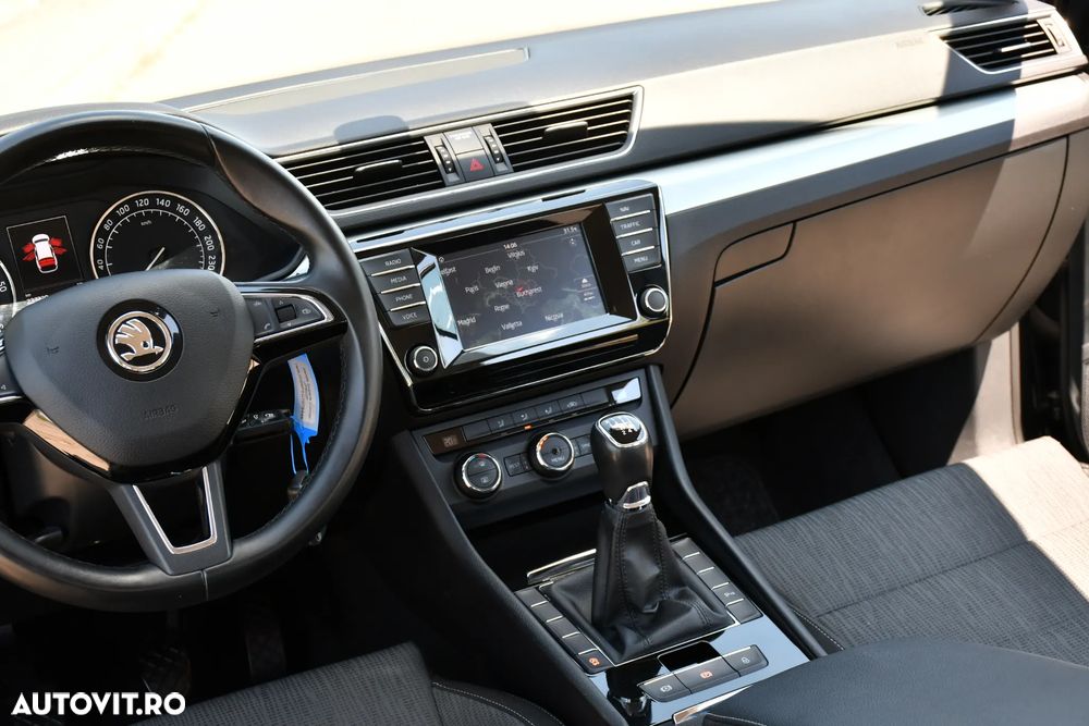 Skoda Superb 1.6 TDI Ambition - 24