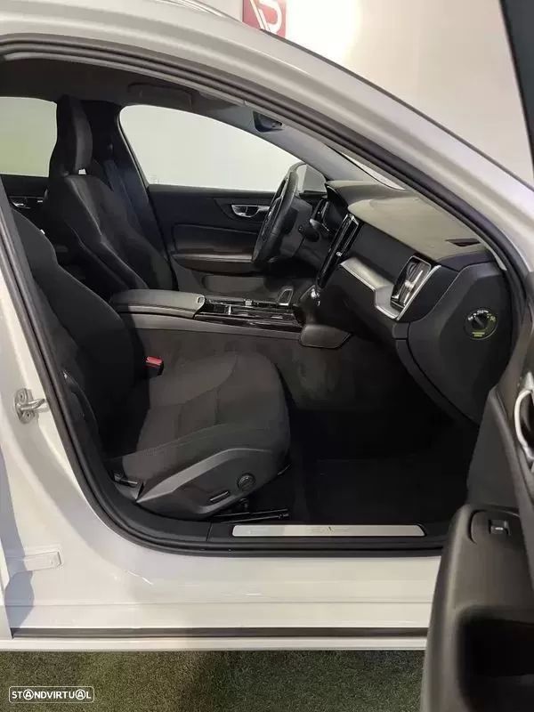 Volvo V60 2.0 T6 AWD TE Inscription - 17
