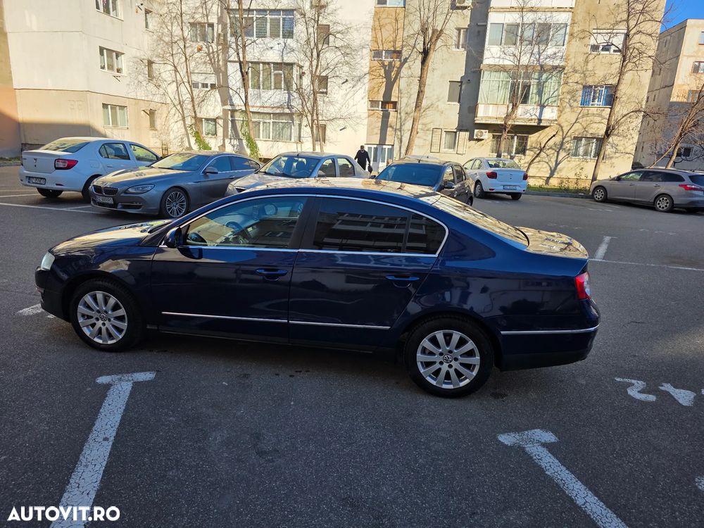 Volkswagen Passat 2.0TDI Comfortline DPF DSG - 2