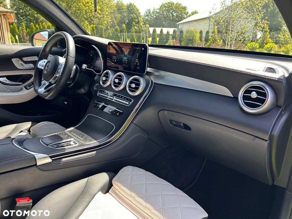 Mercedes-Benz GLC 300 d 4-Matic - 17