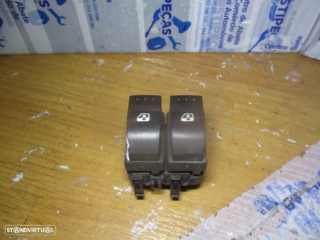 Interruptor 315040 RENAULT MEGANE 2 2003 VIDROS RENAULT MEGANE 2 2003 1.5DCI 80CV 5P CINZA - 4