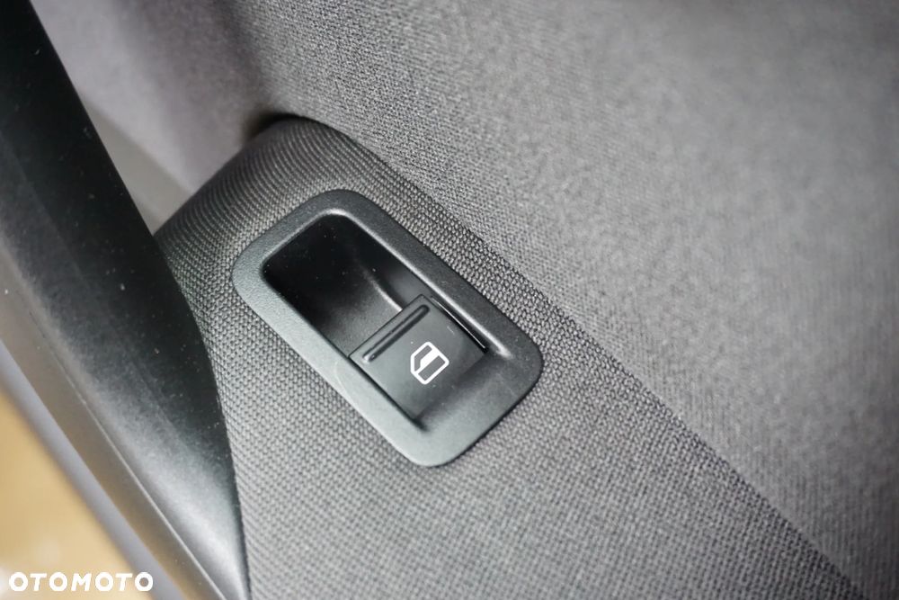 Volkswagen Polo 1.2 TDI Life - 24