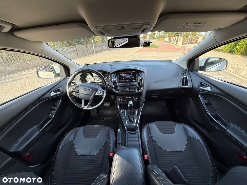 Ford Focus - 10