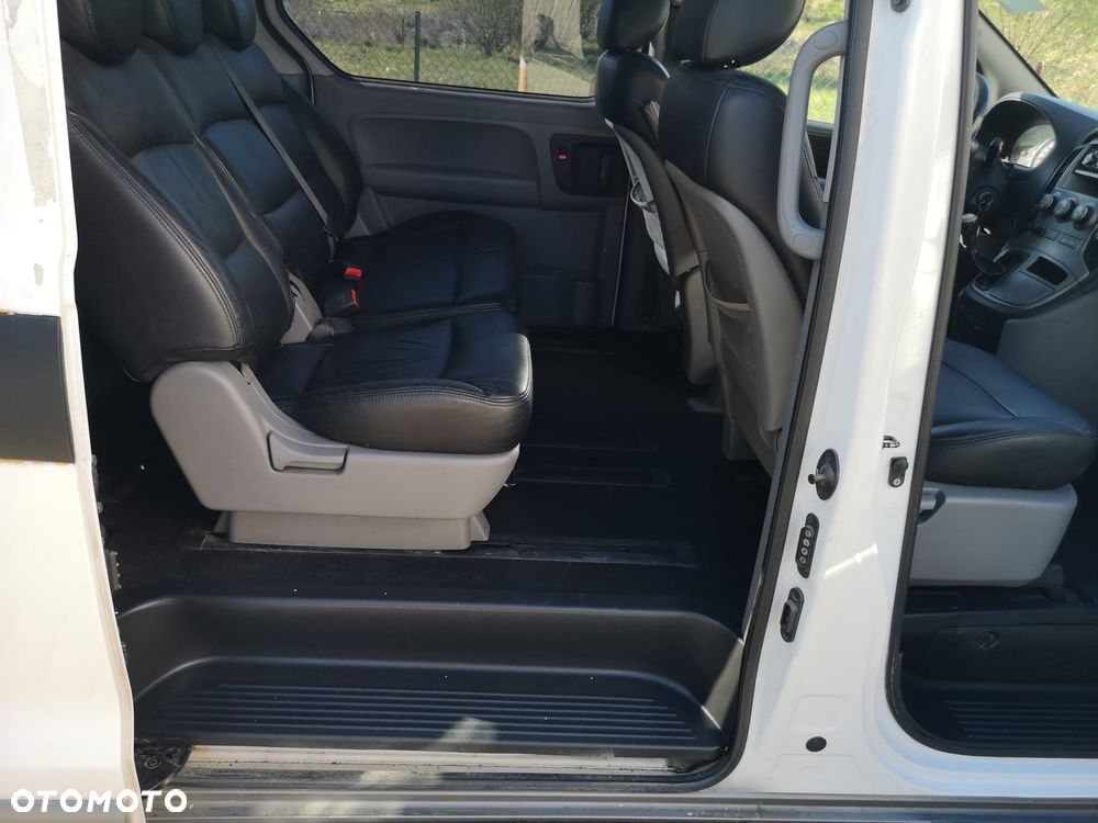 Hyundai H-1 2.5 CRDi Premium - 34