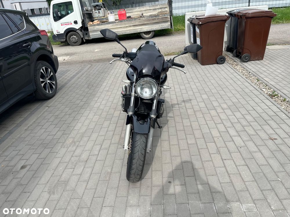 Honda Hornet - 4