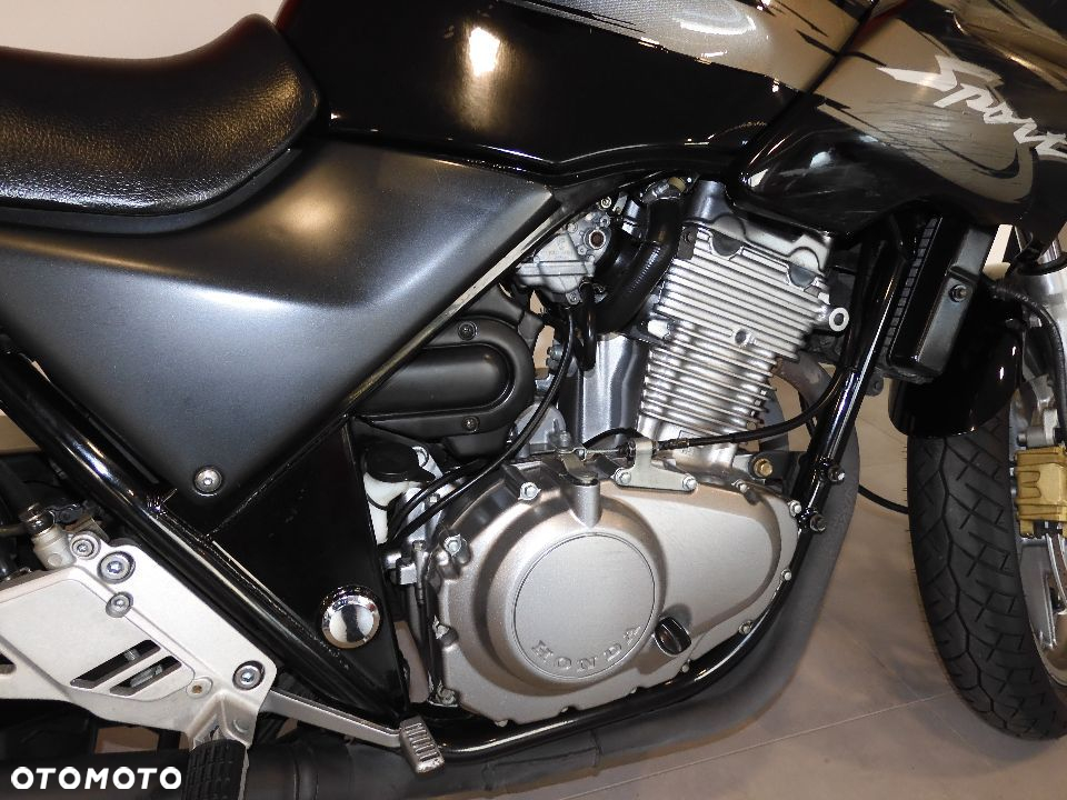 Honda CB - 8