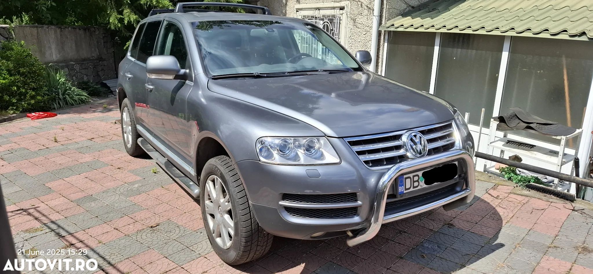 Volkswagen Touareg 2.5 TDI R5 Aut. - 1