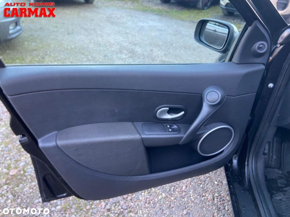 Renault Clio 1.2 16V Rip Curl - 23