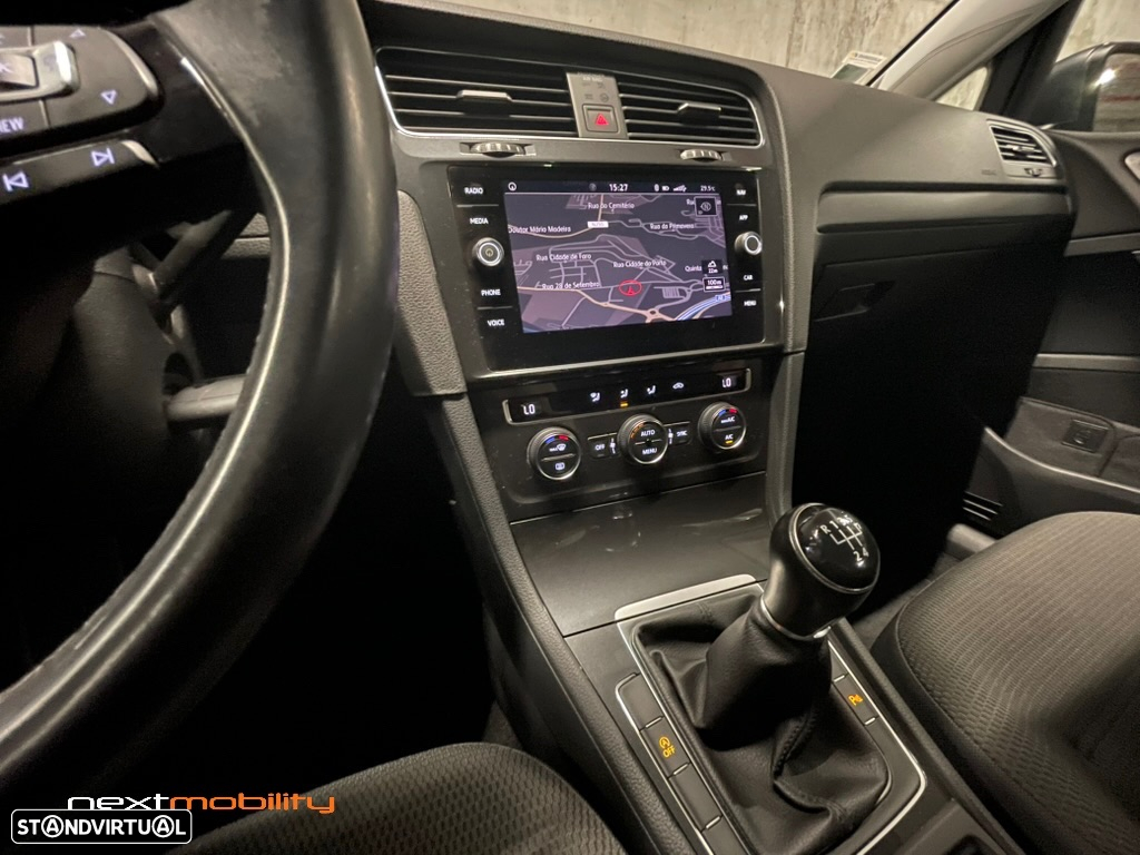 VW Golf Variant 1.6 TDi Confortline - 10