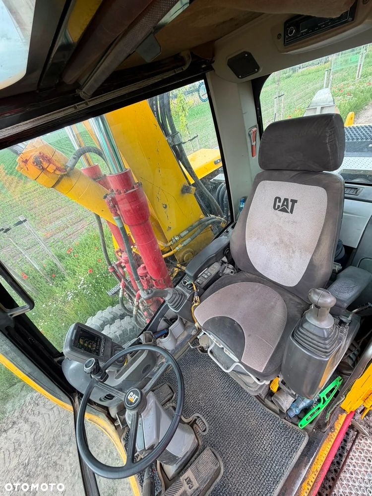 Caterpillar 313D - 2