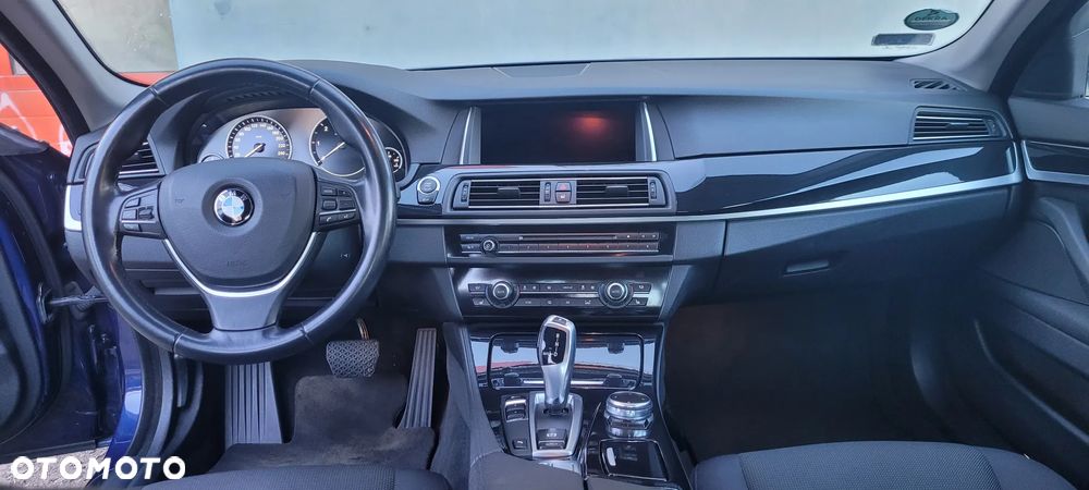 BMW Seria 5 520d - 12