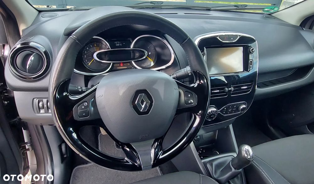 Renault Clio 1.2 16V 75 Experience - 26
