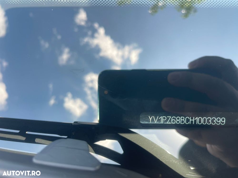 Volvo V90 D5 AWD - 6