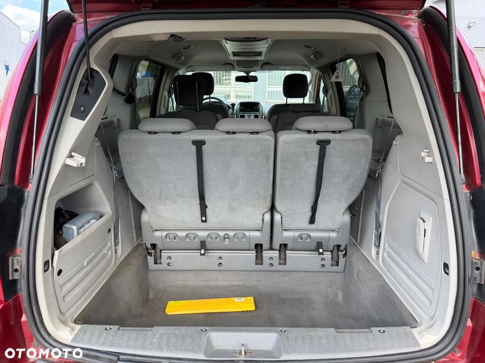 Chrysler Grand Voyager 2.8 CRD Touring - 21