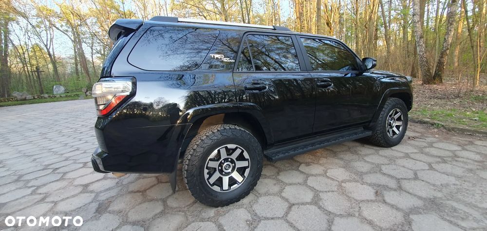 Toyota 4-Runner - 16