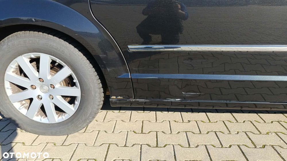 Chrysler Grand Voyager - 13