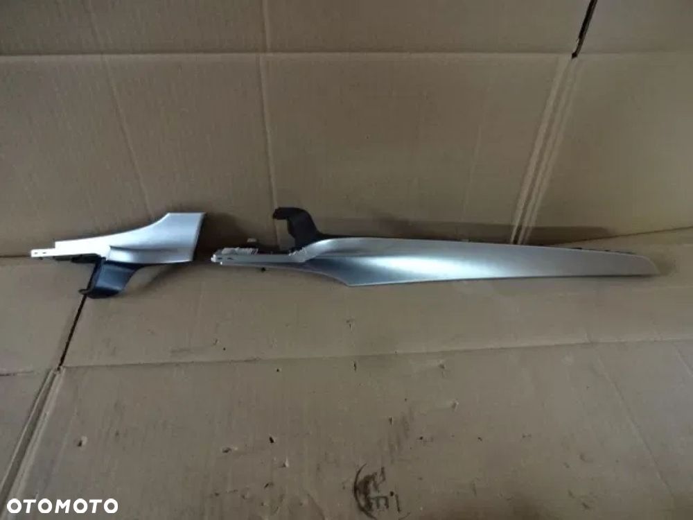 MERCEDES W205 AMG DEKOR LISTWA OZDOBNA KONSOLI - 1