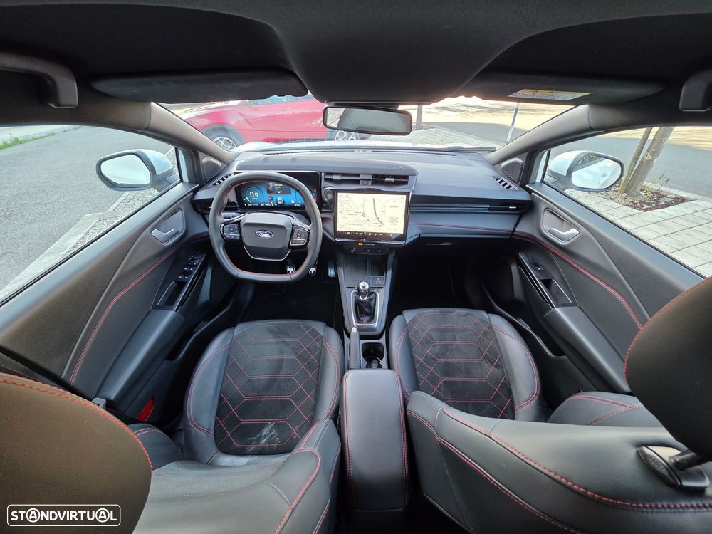 Ford Puma 1.0 EcoBoost MHEV ST-Line X - 24