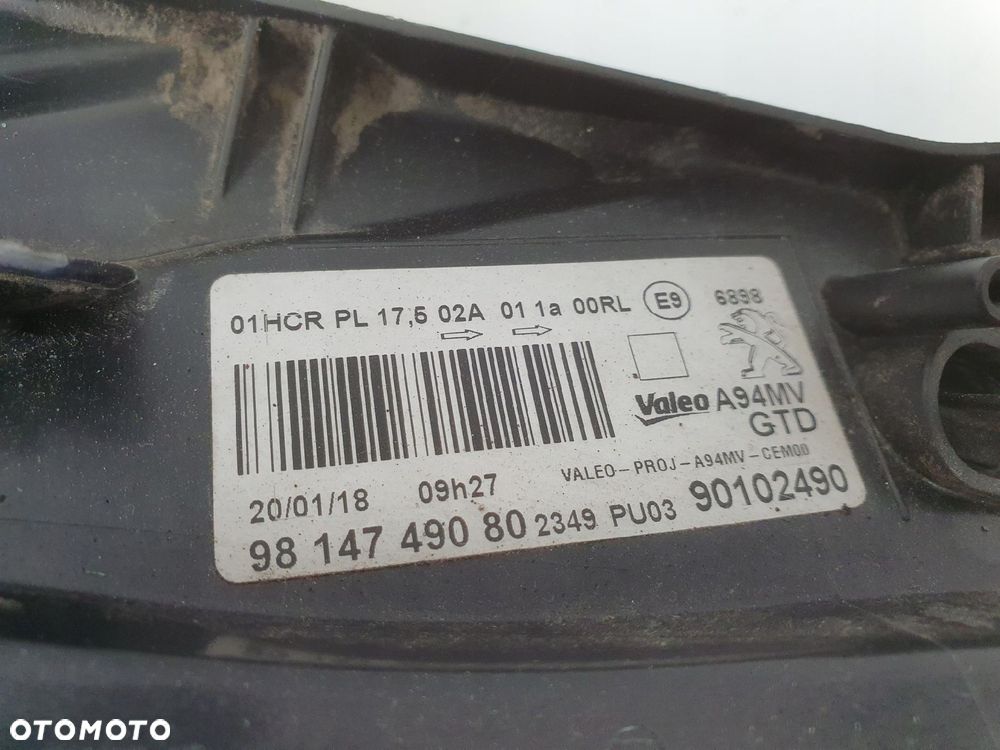 LAMPA Peugeot 2008 LIFT LEWY PRZÓD lewa przednia 9814749080 90102490 - 2