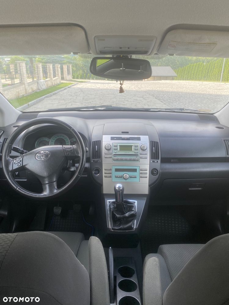 Toyota Corolla Verso 1.8 Prestige - 9
