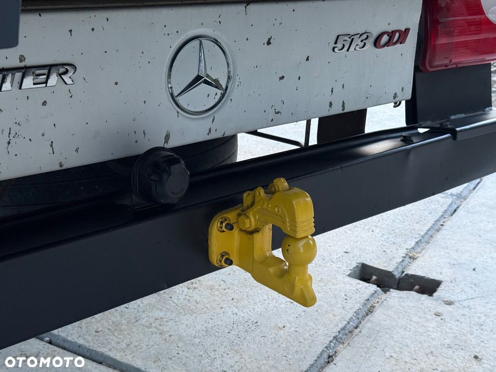 Mercedes-Benz Sprinter 513 - 19