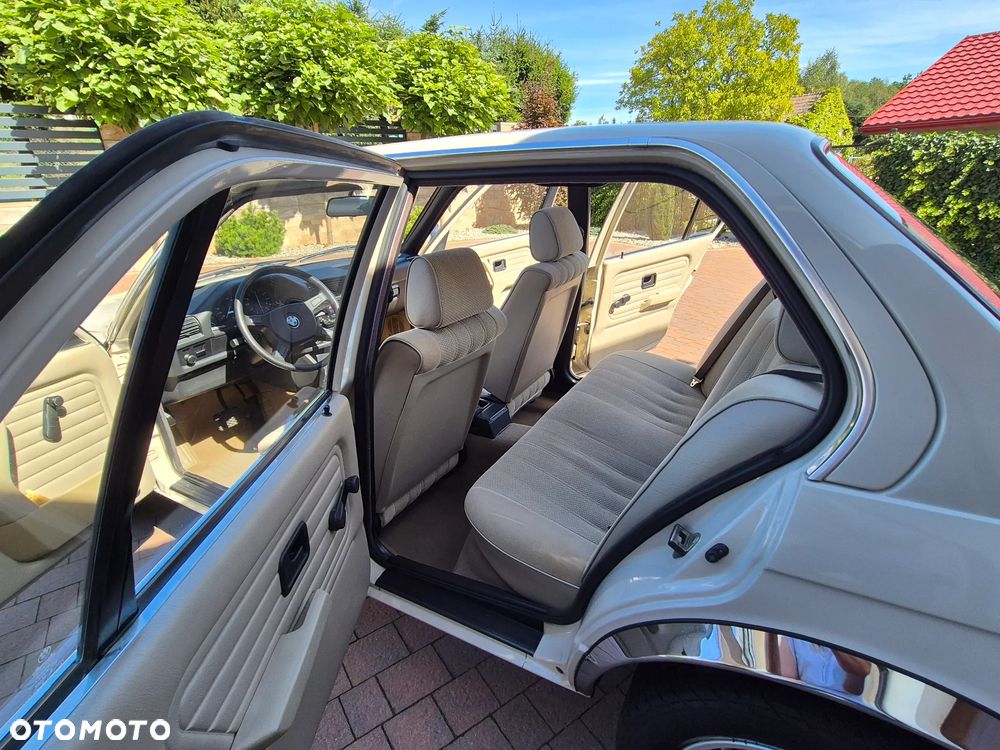 BMW Seria 3 - 8