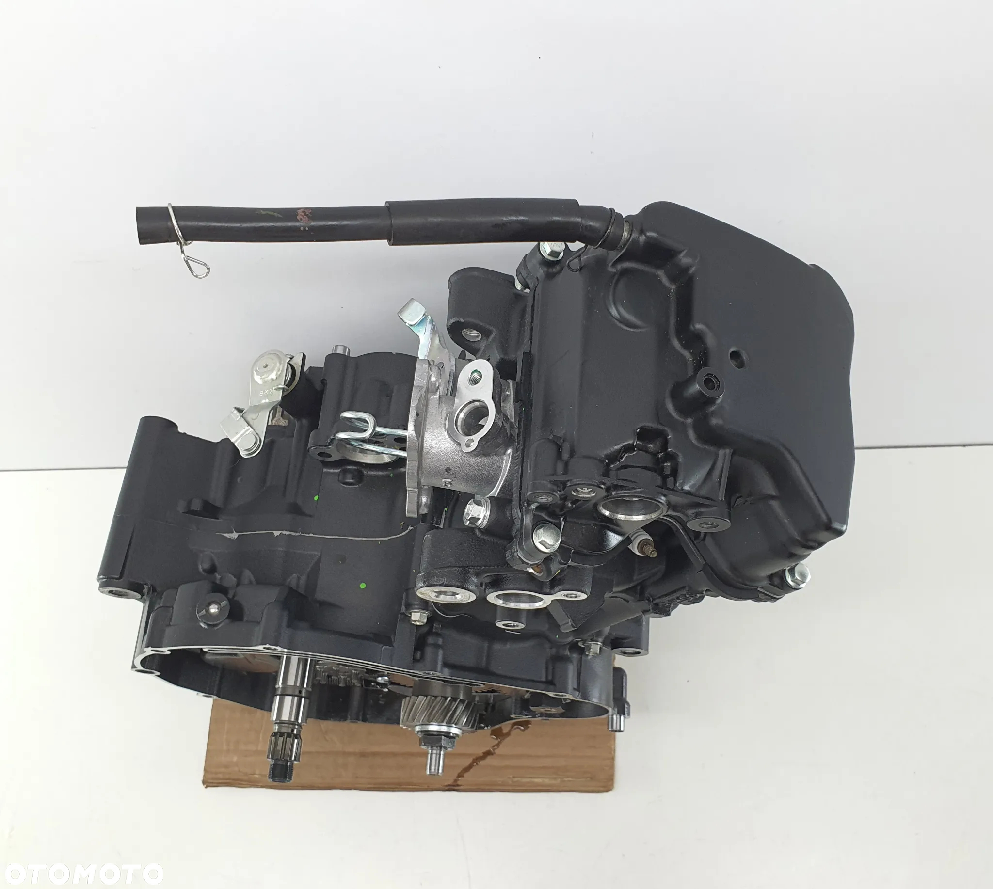 SILNIK  YAMAHA XSR 125 YZF MT - 3
