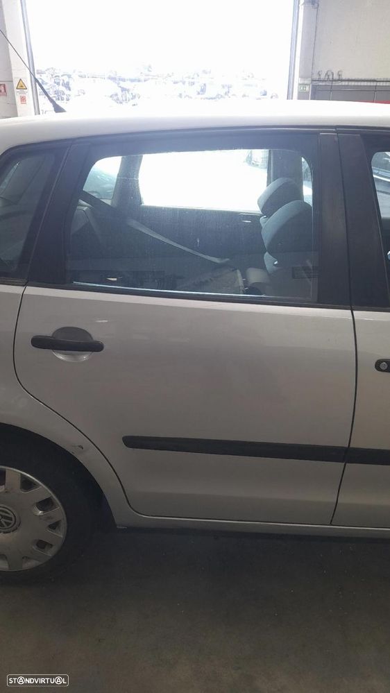 Porta trás direita VOLKSWAGEN Polo (9N) - 1