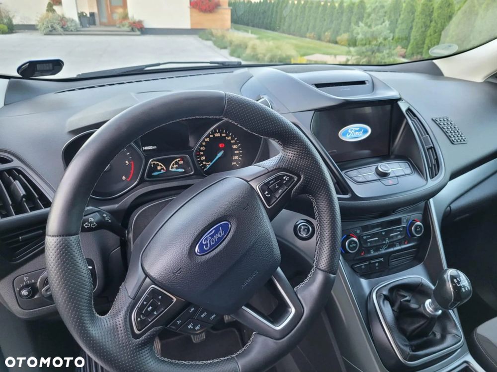 Ford Kuga 2.0 TDCi AWD Titanium - 11