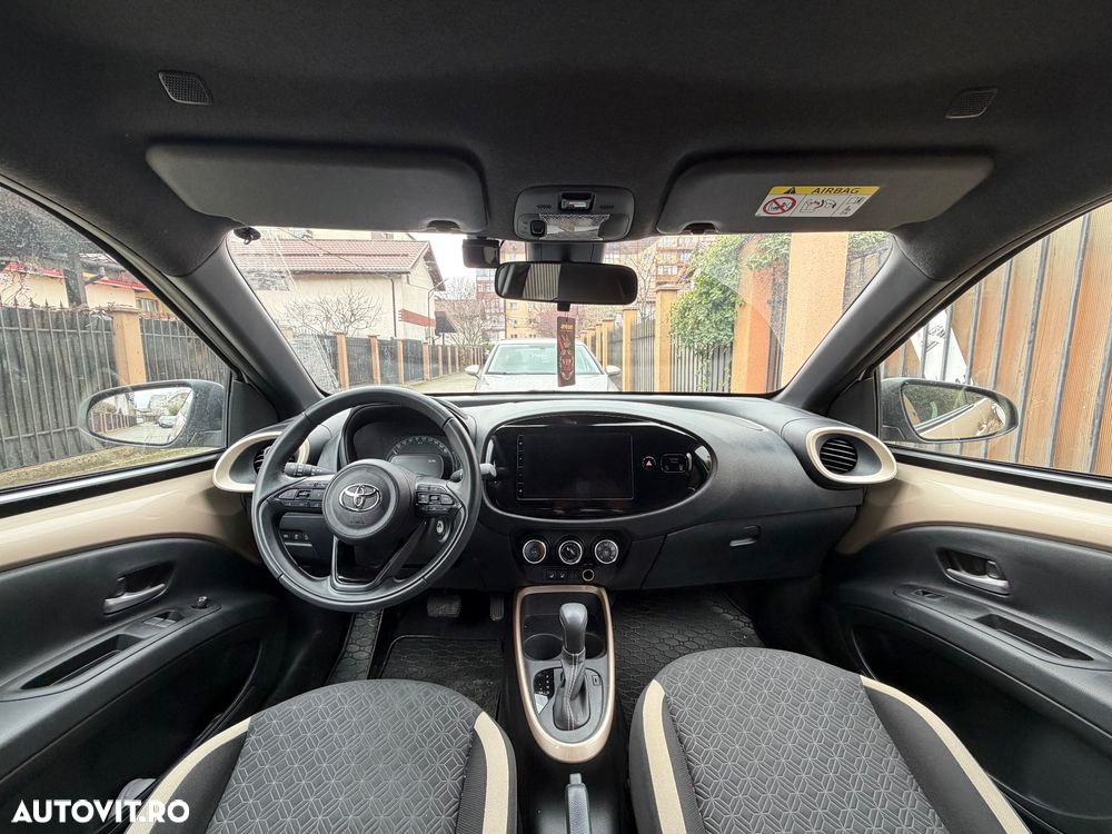Toyota Aygo X 1.0l CVT Dynamic - 13
