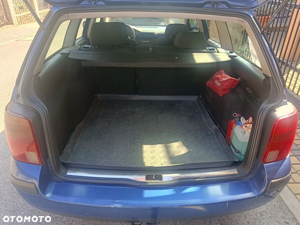 Volkswagen Passat 1.9 TDI - 10