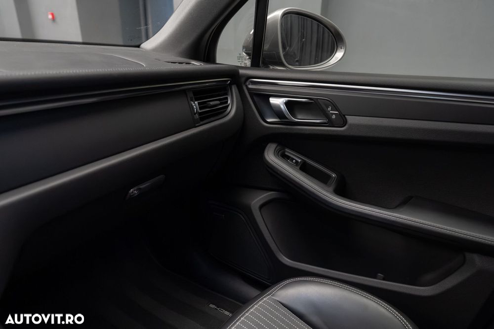 Porsche Macan - 19